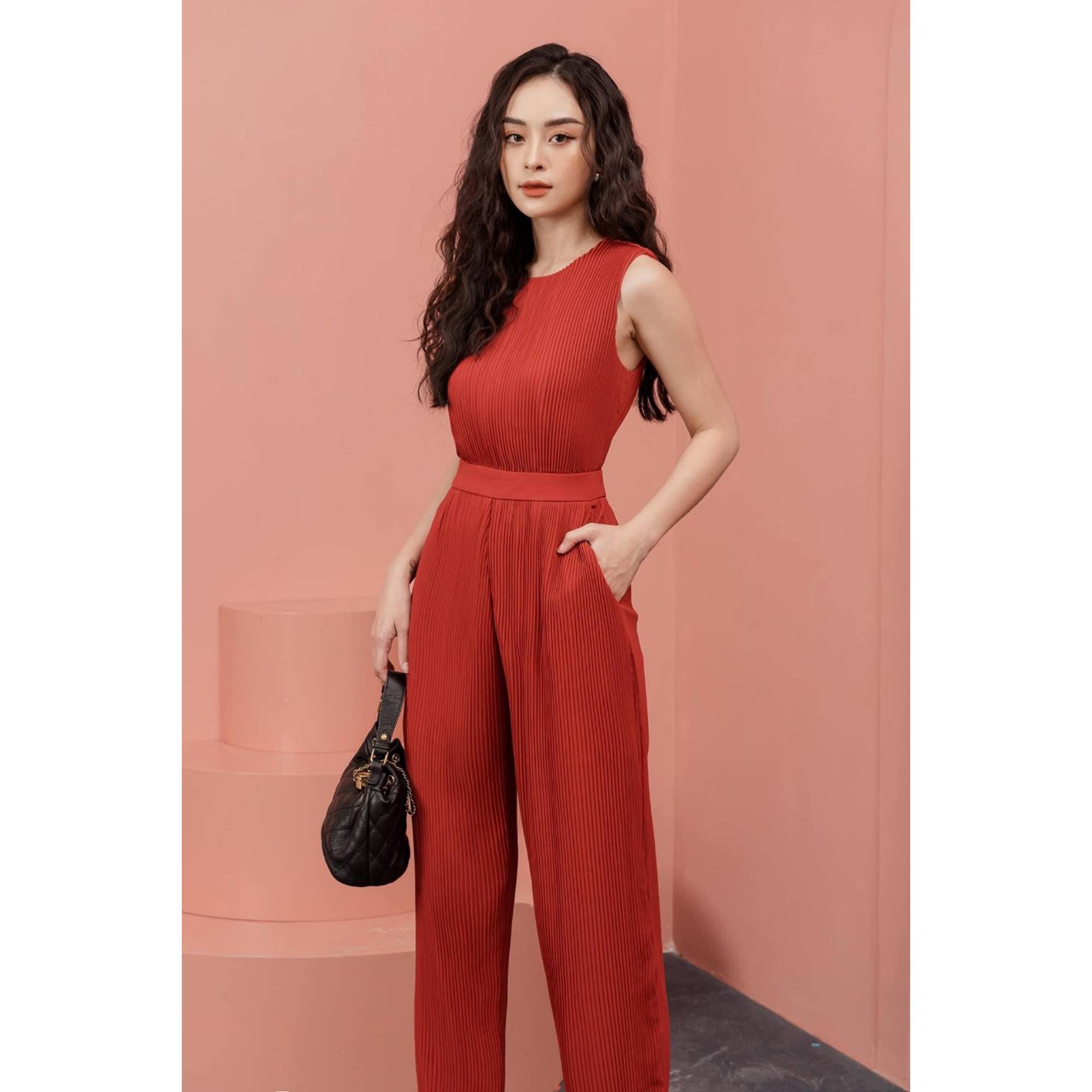 Jumpsuit dập ly thiết kế cao cấp