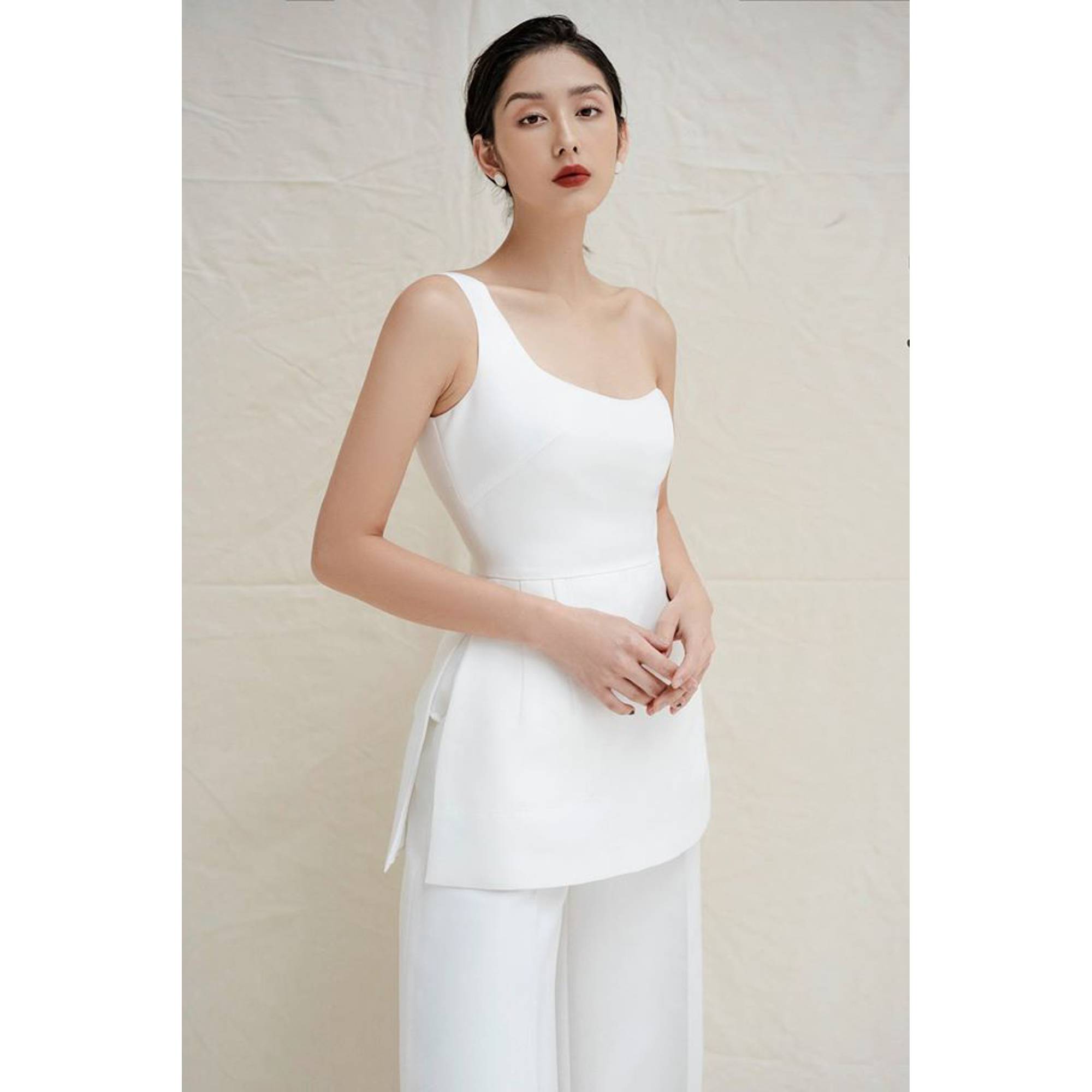 Set áo lệch vai quần lửng thiết kế cao cấp