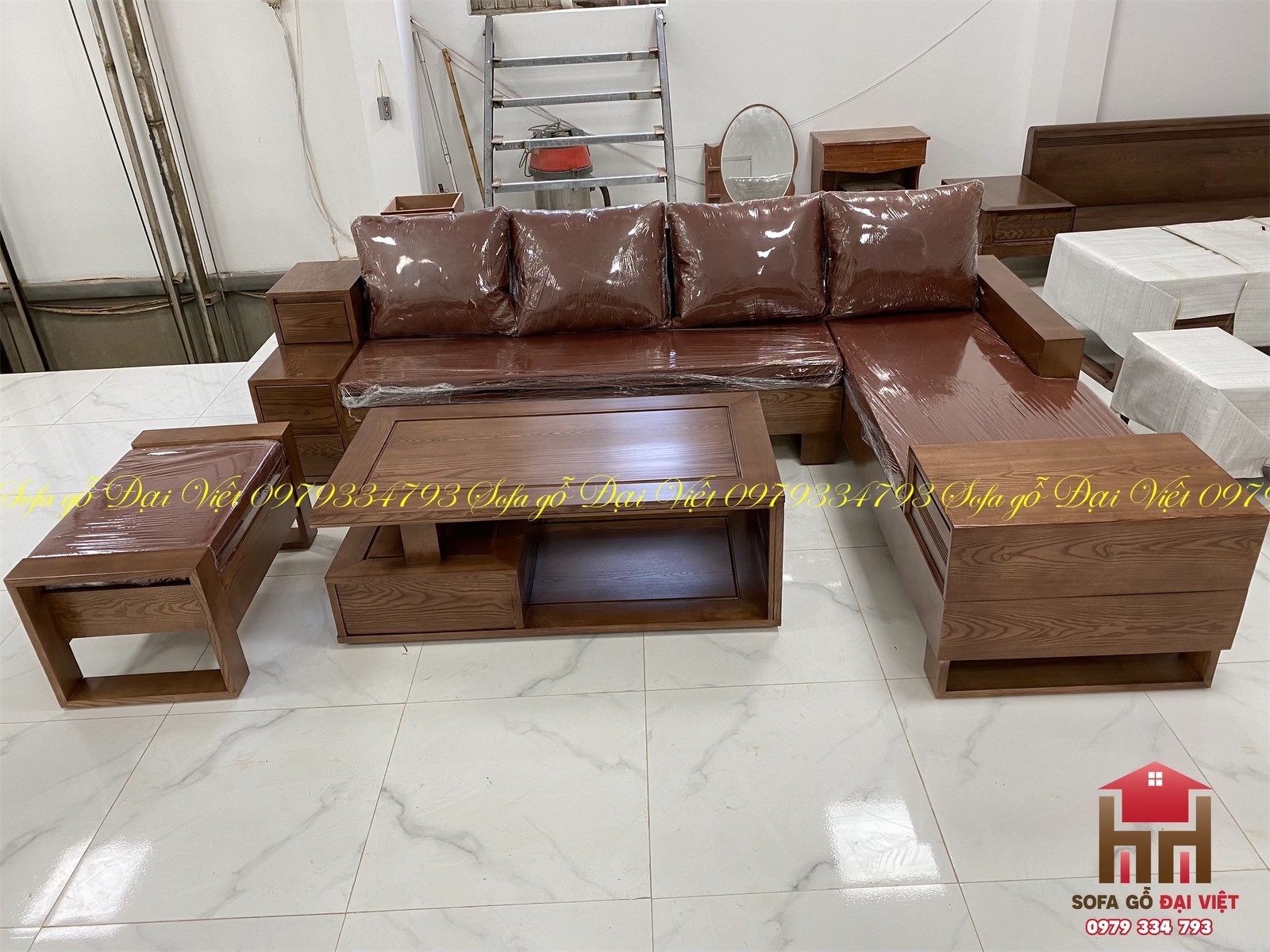 Bộ bàn sofa gỗ được nhiều gia đình lựa chọn bởi tính thẩm mỹ cao